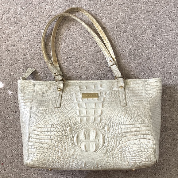 Brahmin Bags Brahmin Pearl White Alligator Leather Shoulder Bag